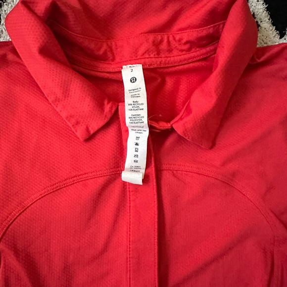Lululemon Golf Top Size 2 Red - Picture 4 of 4